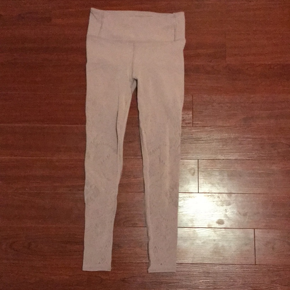 Lululemon Dusty Rose 28” Leggings with Mesh Details